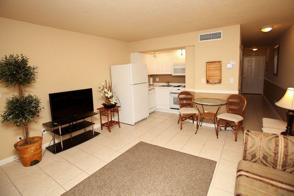 Marco Beach Vacation Suites Caxambas Kültér fotó